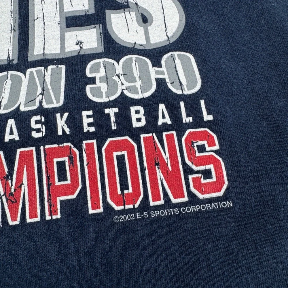 Vintage UConn Huskies 2002 National Champions Long Sleeve Shirt Navy Mens Large